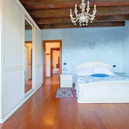 - Luxury Lunigiana Private Swimming Pool- Villa *