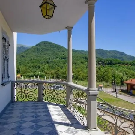 Villa - Luxury Lunigiana Private Swimming Pool- *